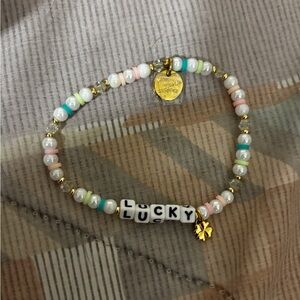 Little words project size S/M LUCKY